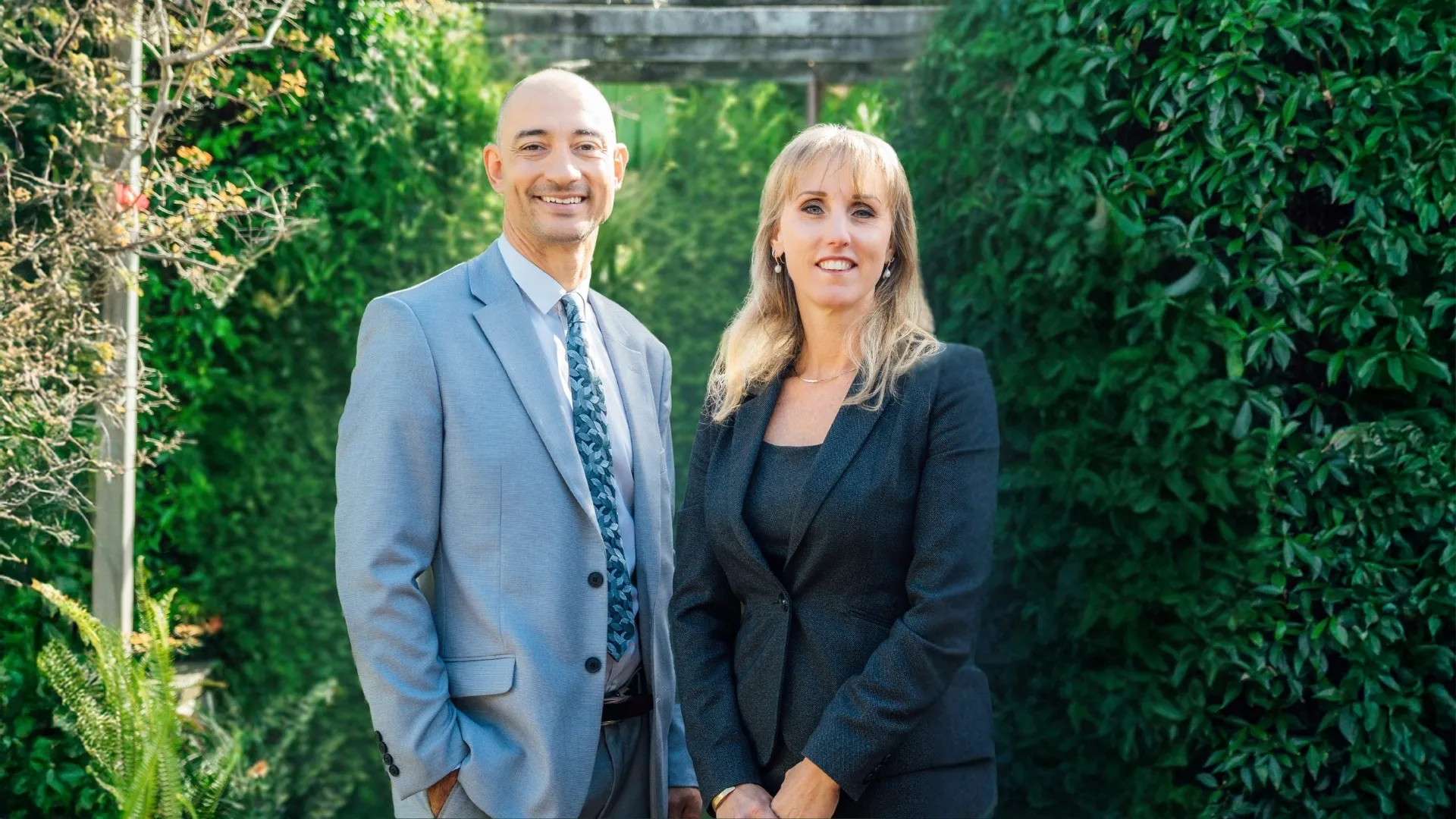 Adrian Gomez and Bronwyn Scott-Woods of the ProAgent Team in Titirangi and Laingholm