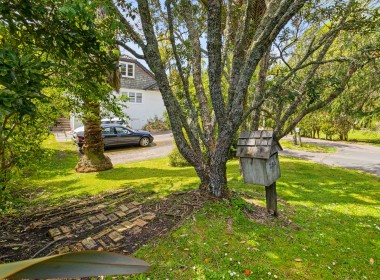 Less than 3MB 28a Derwent Terrace-18