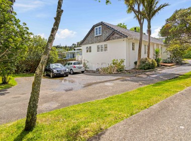 Less than 3MB 28a Derwent Terrace-19