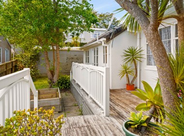 Less than 3MB 28a Derwent Terrace-22