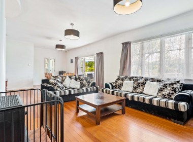 Less than 3MB 28a Derwent Terrace-8